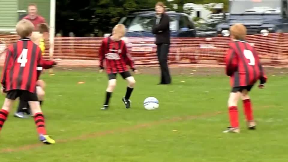 Kieran Greenway scores in the 6-1 league game win away to 2 Dales (16t