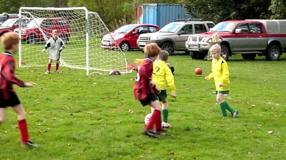 Elliot Palmer scores in the 7-0 friendly game win away to 2 Dales (16t