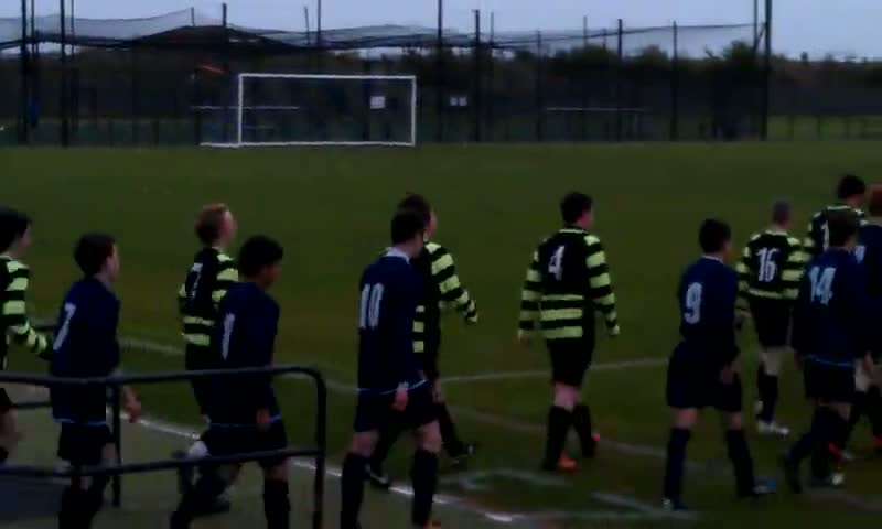 Teams Arriving